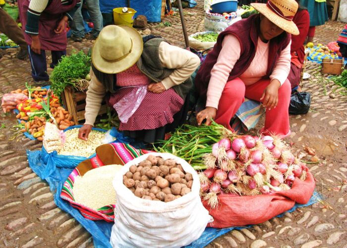 Das Pachamanca ist ein typisches Gericht aus der peruanischen Küche
