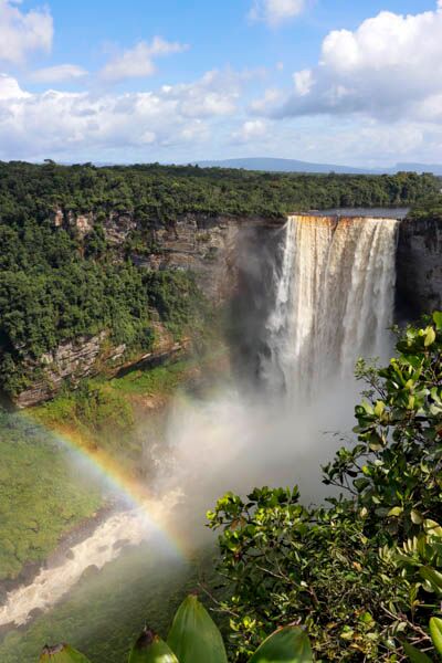 Ein Highlight der Guyana Suriname Reise ist der Besuch der Kaiteur Wasserfälle im Amazonas