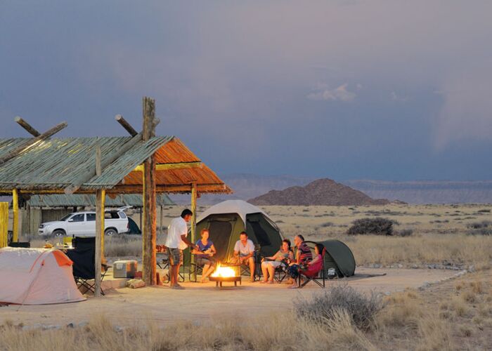 Outdoorfeeling pur entsteht bei der Zeltübernachtung im Campsite in Namibia