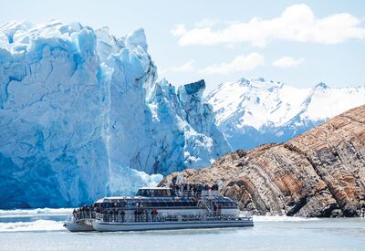 Ein lohnender Ausflug zum Perito Moreno Gletscher ist eine Bootstour