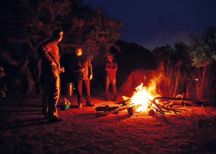 Bei der Camping-Safari durch Zambia übernachten wir in Camps und Zelten