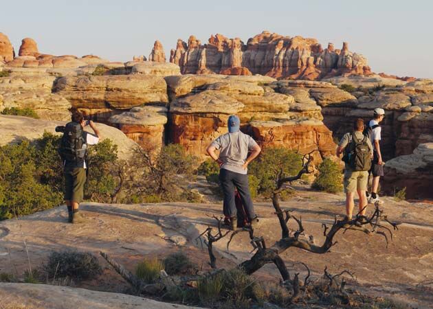 Die besten Trekkingrouten der USA führen durch rote Canyonlandschaften