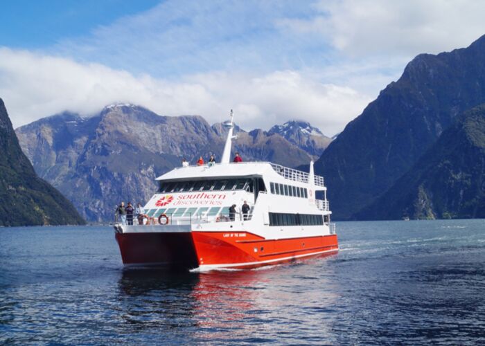 Bootstour durch die Fjorde Neuseelands