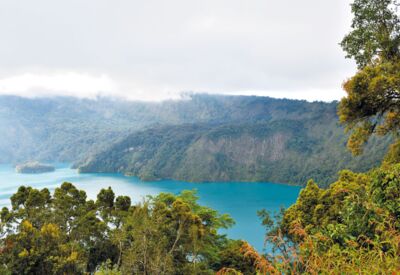 Der sehenswerte Tanganyika See ist der zweitgrößte See in Afrika und liegt in Tanzania