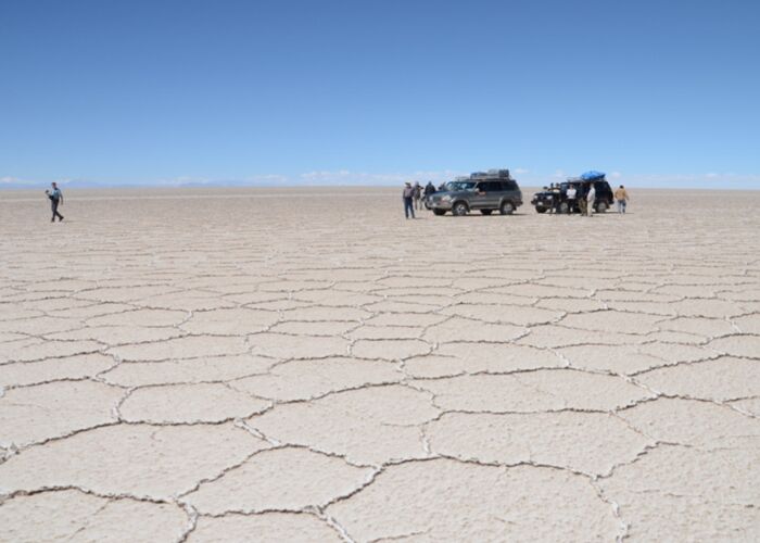 Bei der Südamerikadurchquerung ist ein Highlight die Überfahrt über den Uyuni Salzsee