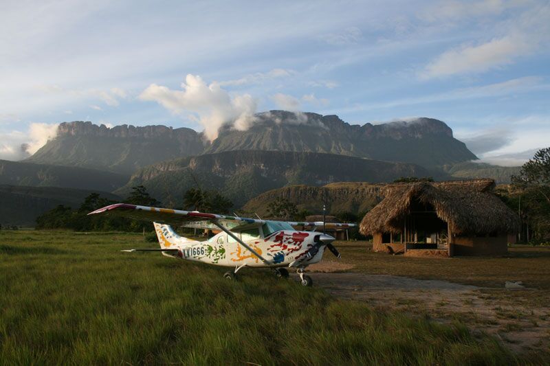 Mit dem Buschflugzeug in die Tafelberge Venezuelas