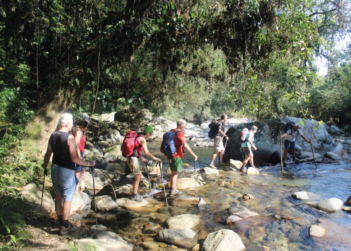 Über den Isthmus von Panama gelangt man nur mit einigen Flussüberquerungen