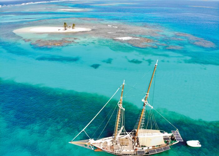 Mit der Segelyacht, Koch und Reiseleiter inmitten der Karibik bei den San Blas Inseln