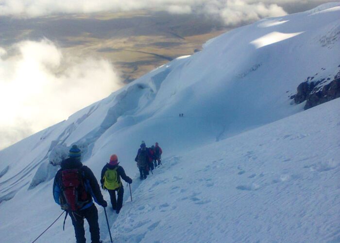 Während des Trekkings haben sie die Möglichkeit, den Cotopaxi Vulkan mit Bergführer zu besteigen