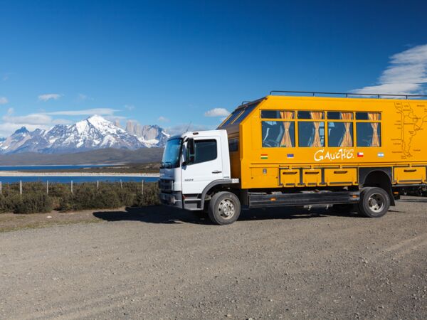 Mit Fahrer und deutschprachiger Reiseleitung im Gaucho Truck durch Patagonien