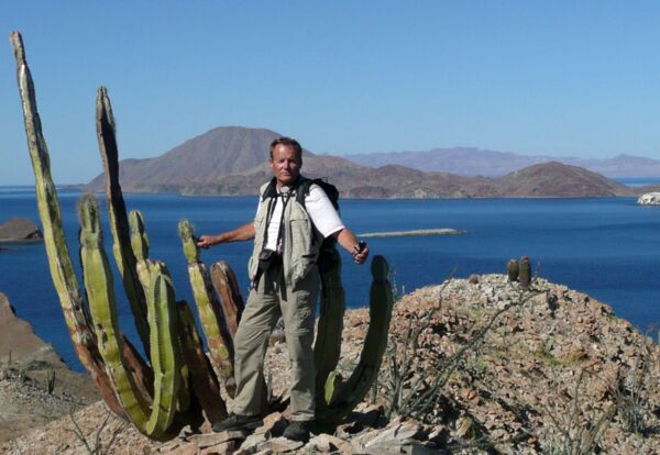 Nach einer Wanderung die verdiente Pause mit Weitblick auf der Baja California in Mexiko