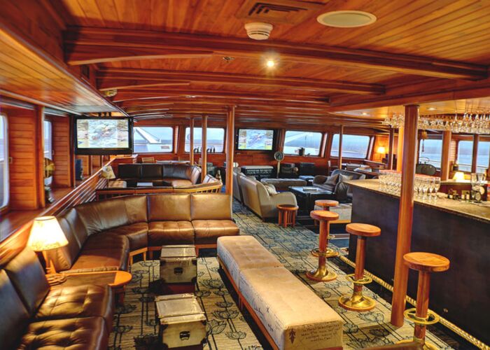 Erholung ist auf dem Kreuzfahrtschiff Galapagos Legend gewiss