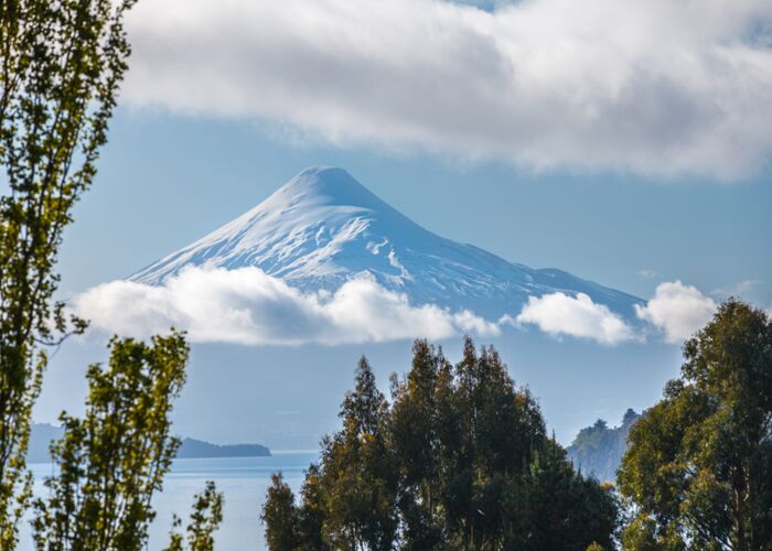Der Osorno Vulkan liegt im Süden von Chile in der Region de los Lagos