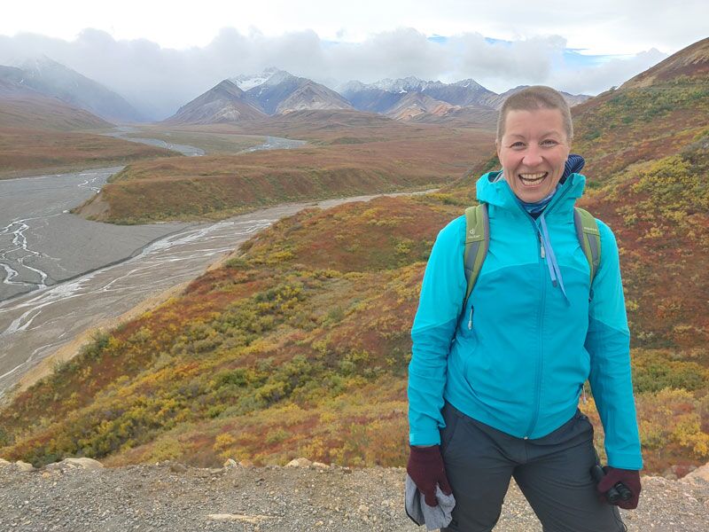 Carla ist Reiseleiterin für unsere Gruppen  in Alaska und Kanada