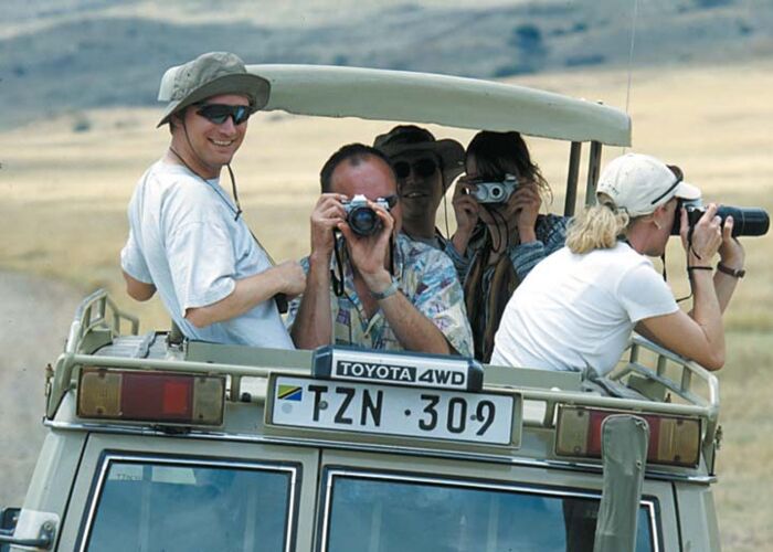 Auf Foto-Safari und Pirschfahrt durch den Serengeti Nationalpark