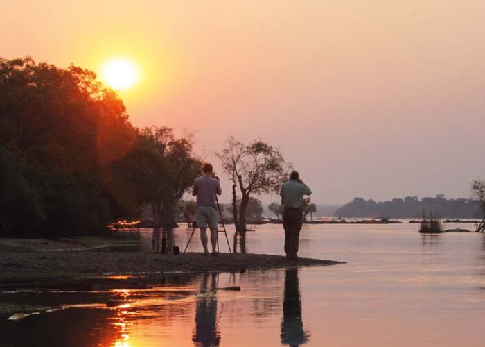 Auf der Südafrika-Safari bietet sich vor allem am Fluss ideale Tierbeobachtungsmöglichkeiten